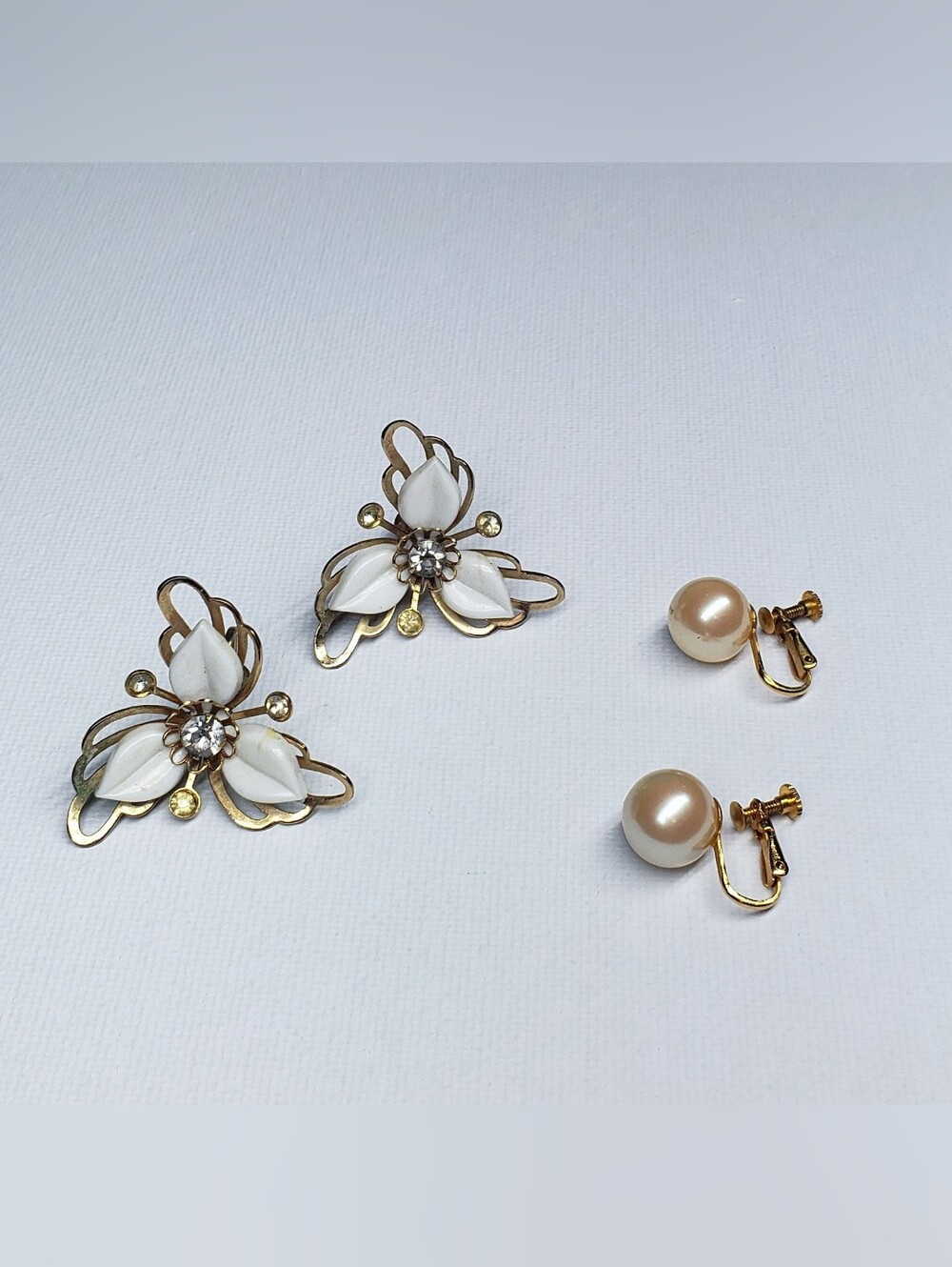 Vintage Screw Back Earrings